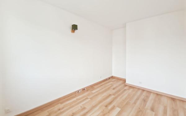 Appartement à louer    4 pièces • 68,19 m2 Saint-Jean-de-la-Ruelle