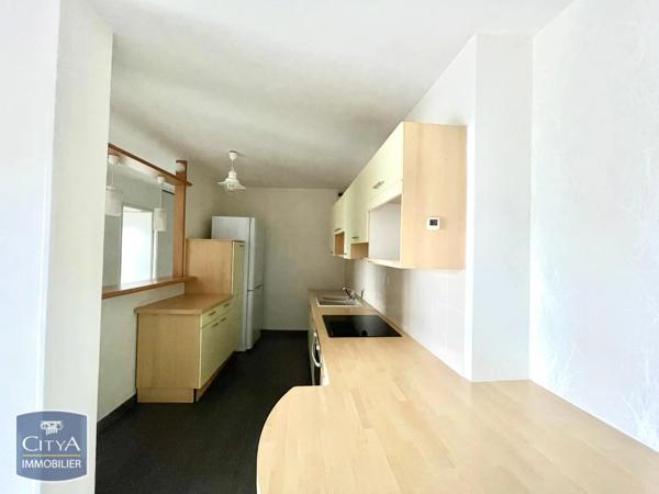 Appartement à louer 2 pièces 51.52m² Le Mans (72000)