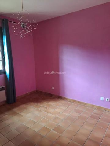 Location Maison 2 pièces 51 m2 à Salernes