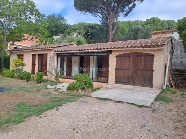 Location Maison 2 pièces 51 m2 à Salernes