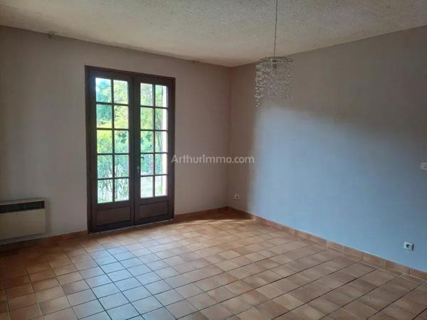Location Maison 2 pièces 51 m2 à Salernes