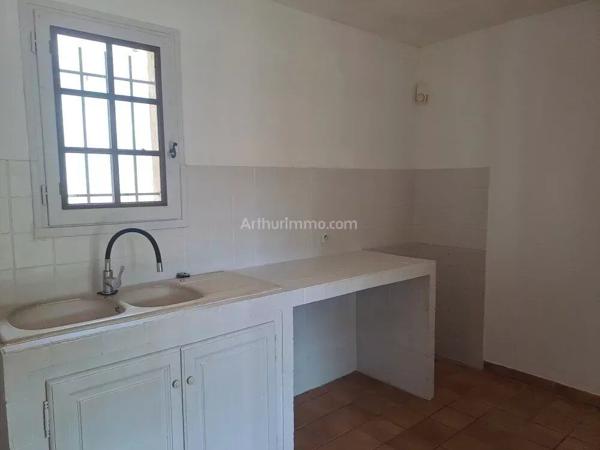 Location Maison 2 pièces 51 m2 à Salernes