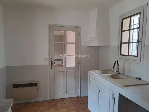 Location Maison 2 pièces 51 m2 à Salernes