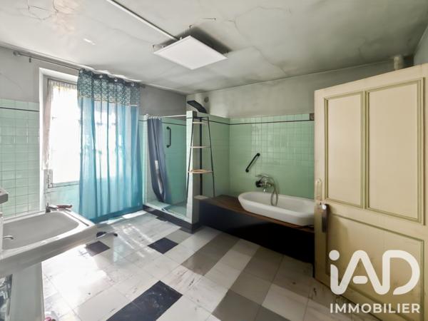 Maison à vendre 10 pièces 190 m² Lorrez-le-Bocage-Préaux