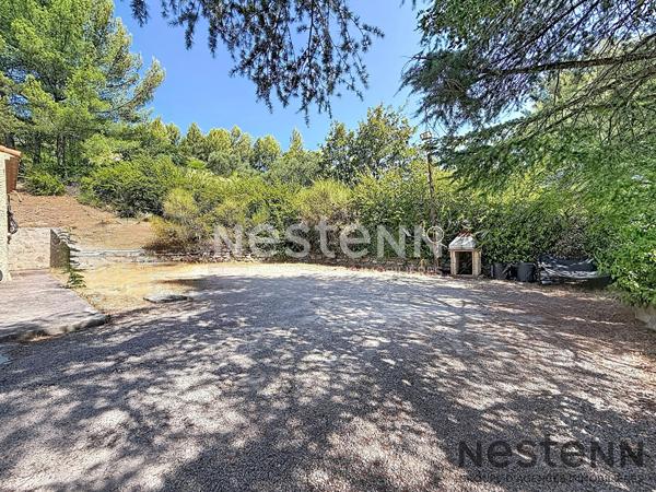 A vendre Maison à Aubagne 5 pièce(s) 120 m2 sur terrain de 5820m²