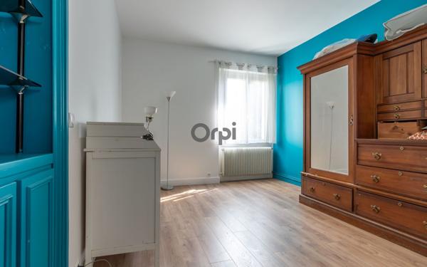 Appartement à vendre    4 pièces • 92 m2 Saint-Maur-des-Fossés