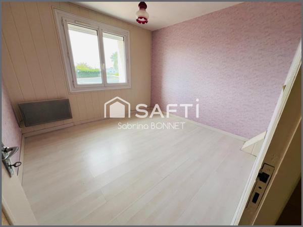 Proximité des commerces, 10 minutes de La Roche-Sur-Yon, 40 minutes de Nantes.