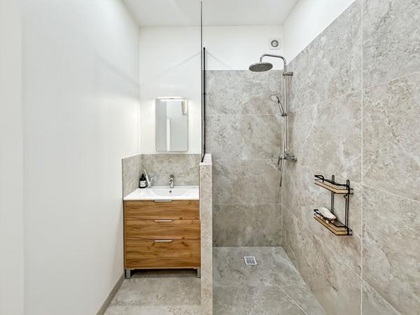 maison bourgeoise jardin et parking