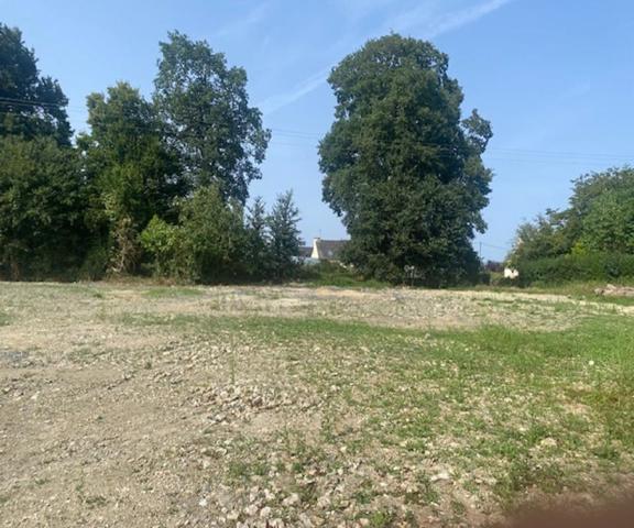 PLOERMEL Terrain  1490 m2