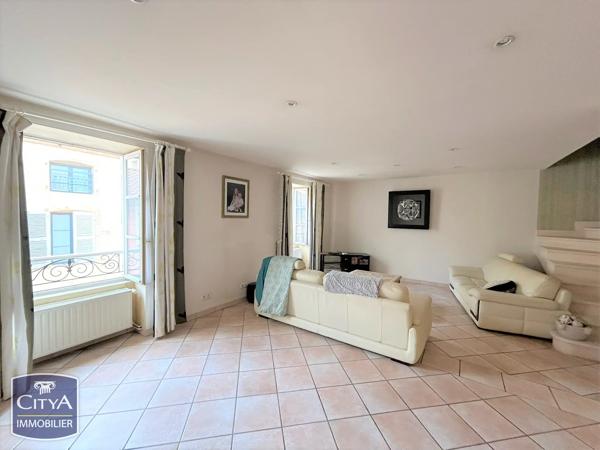 Immeuble à vendre 324m² Mâcon (71000)
