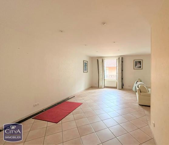 Immeuble à vendre 324m² Mâcon (71000)
