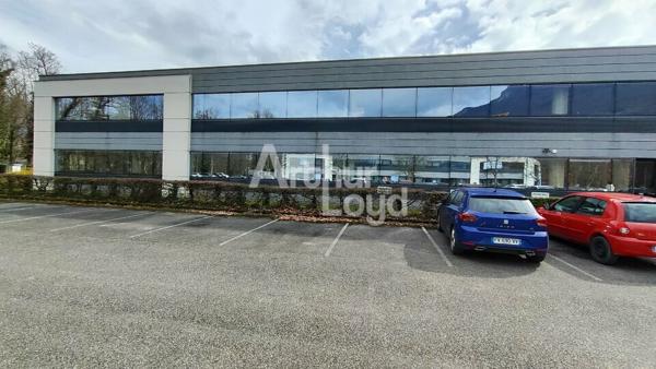 Bureaux à louer - plateaux divisibles à partir de 153 m²