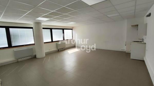 Bureaux à louer - plateaux divisibles à partir de 153 m²