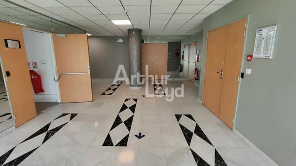 Bureaux à louer - plateaux divisibles à partir de 153 m²
