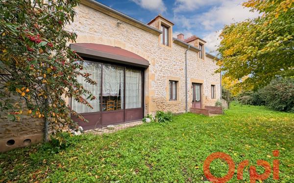 Maison à vendre    7 pièces •  Coust