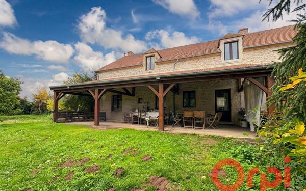 Maison à vendre    7 pièces •  Coust