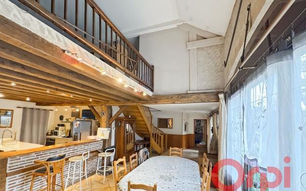 Maison à vendre    7 pièces •  Coust