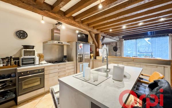 Maison à vendre    7 pièces •  Coust