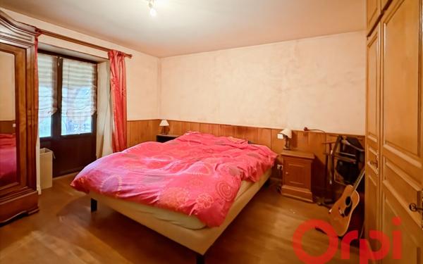 Maison à vendre    7 pièces •  Coust