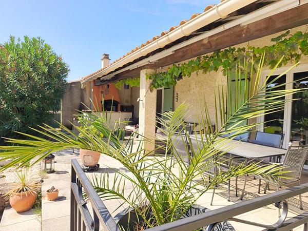 AUBIGNAN : SPACIEUSE MAISON DE 213 M² AVEC VUE SUR LE MONT VENTOUX