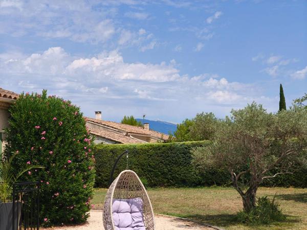 AUBIGNAN : SPACIEUSE MAISON DE 213 M² AVEC VUE SUR LE MONT VENTOUX