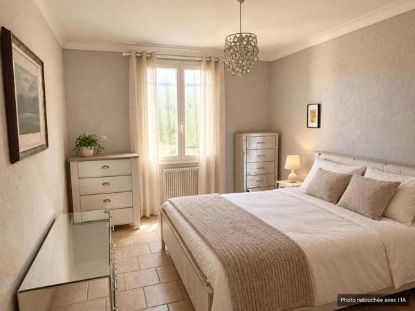 AUBIGNAN : SPACIEUSE MAISON DE 213 M² AVEC VUE SUR LE MONT VENTOUX