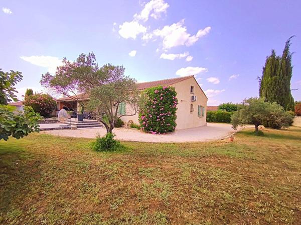 AUBIGNAN : SPACIEUSE MAISON DE 213 M² AVEC VUE SUR LE MONT VENTOUX