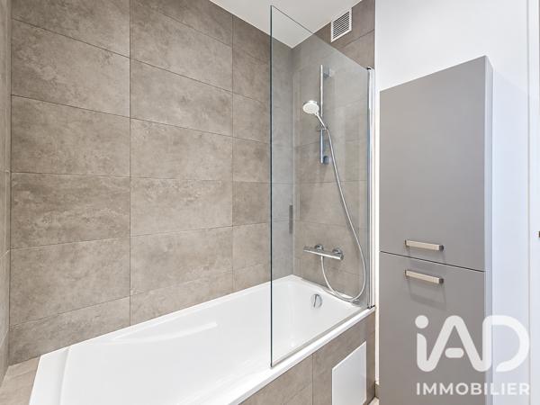 Appartement à vendre 3 pièces 66,89 m² Suresnes
