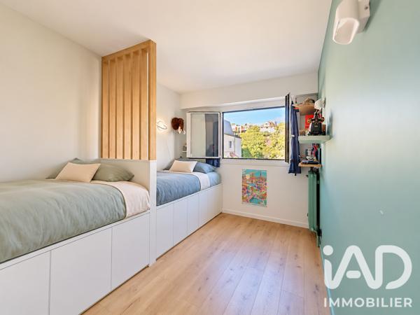 Appartement à vendre 3 pièces 66,89 m² Suresnes
