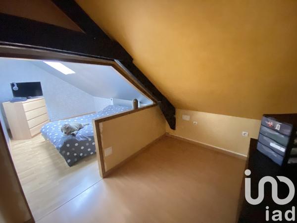 Maison 8 pièces de 135 m² à Nouzonville (08700)