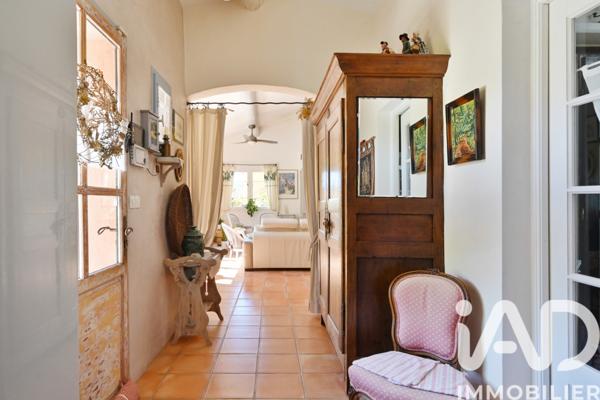 Maison à vendre 7 pièces 180 m² Cuges-les-Pins