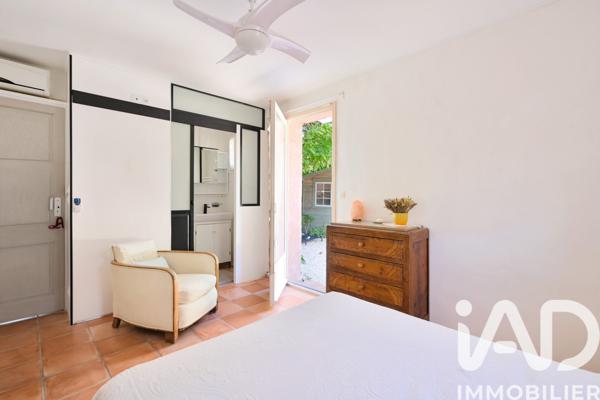 Maison à vendre 7 pièces 180 m² Cuges-les-Pins