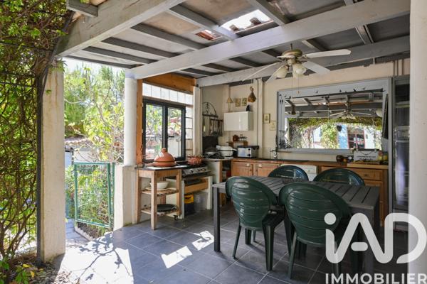 Maison à vendre 7 pièces 180 m² Cuges-les-Pins