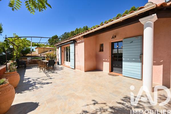 Maison à vendre 7 pièces 180 m² Cuges-les-Pins