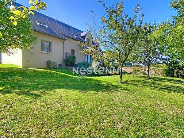 Maison d'architecte - 172 m² - Vue imprenable sur le Golf d'Avrillé