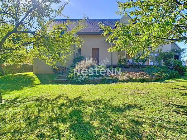 Maison d'architecte - 172 m² - Vue imprenable sur le Golf d'Avrillé