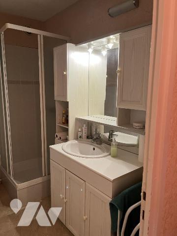 ST-HERBLAIN , Thébaudières. T4 de 73,01 m² avec balcon - Box et cave au sous-sol. Libre à la Vente