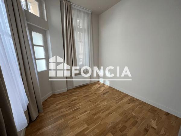 Location Appartement 2 pièces 53.4 m² - HOTEL CHANZY Le Mans 72000