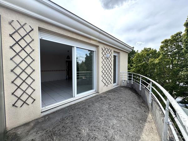 A VENDRE DIJON TOISON D'OR appartement 4 pièces 80.38 m2 avec terrasse, cave, parking, garage