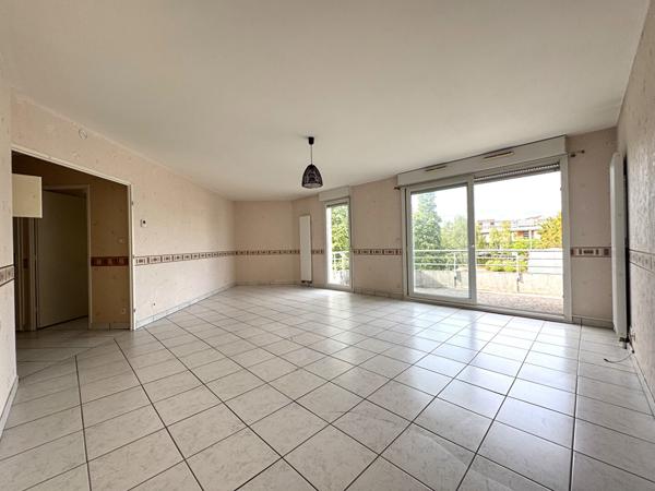 A VENDRE DIJON TOISON D'OR appartement 4 pièces 80.38 m2 avec terrasse, cave, parking, garage