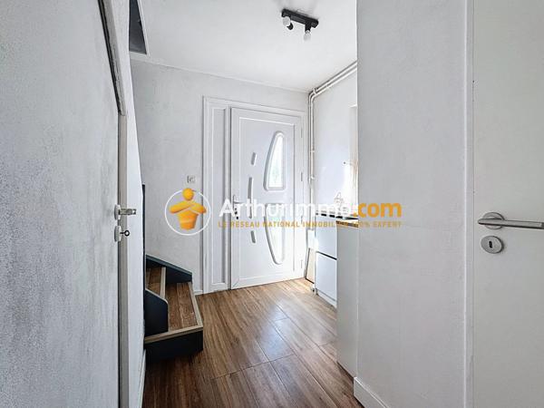 Vente Maison 5 pièces 100 m2 à Saint-Clair-de-la-Tour