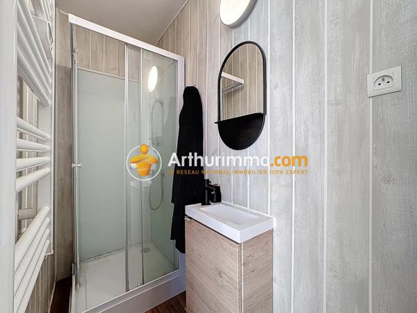 Vente Maison 5 pièces 100 m2 à Saint-Clair-de-la-Tour