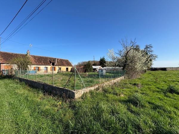 Corp de ferme avec énorme potentiel