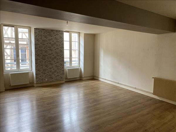 Appartement à louer |  LA REOLE |  3 pièces | 80 m²