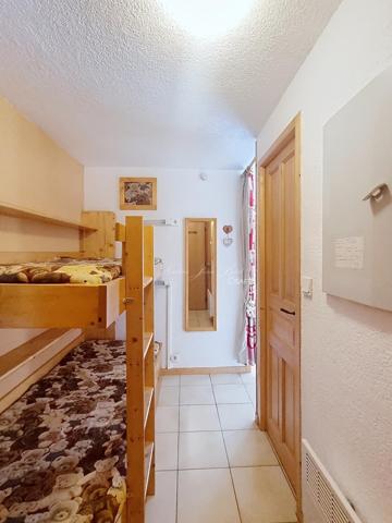 Charmant 2 pièces avec terrasse dans résidence sécurisée