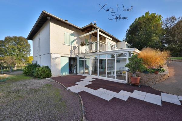 Maison à vendre 8 pièces proche de PONT DE VAUX (01)