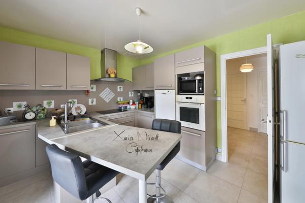 Maison à vendre 8 pièces proche de PONT DE VAUX (01)