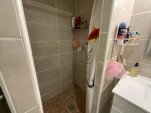 Agnin (38150) À vendre en exclusivité sur Agnin : Maison de 180 m² avec garage et atelier.