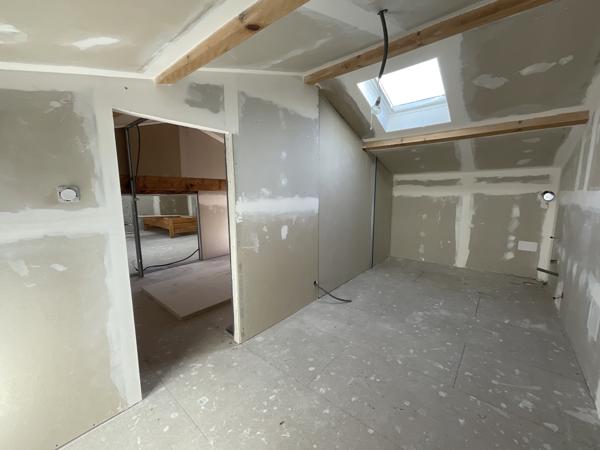 Agnin (38150) À vendre en exclusivité sur Agnin : Maison de 180 m² avec garage et atelier.