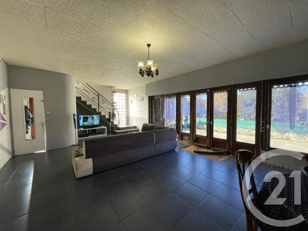 Maison à vendre  7 pièces - 177 m2 GUISE - 02